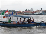 Bóng đá anh, ngoại hạng anh, lịch thi đấu euro 2012, Thư Palembang: Đi thuyền trên sông Musi